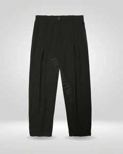 loose fitting pants